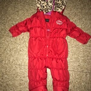 Snow suit